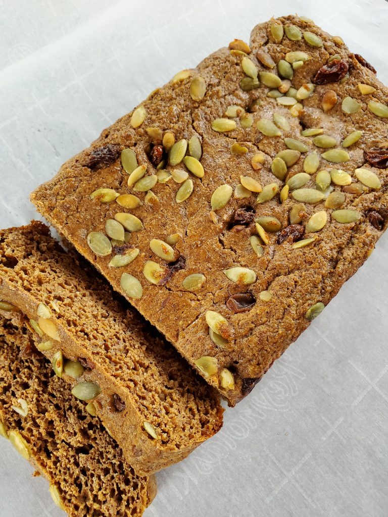 healthy pumpkin raisin bread